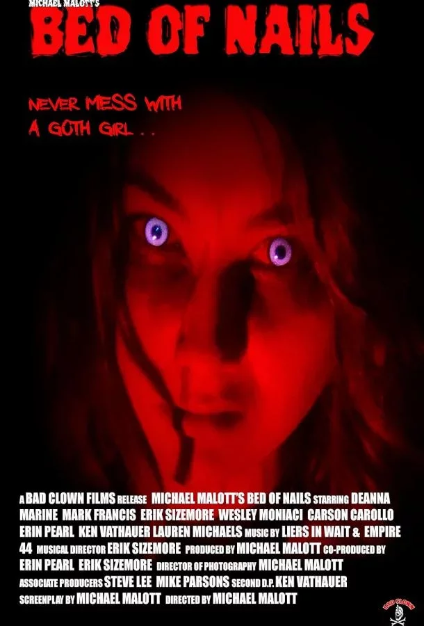 Ложе из гвоздей Постер